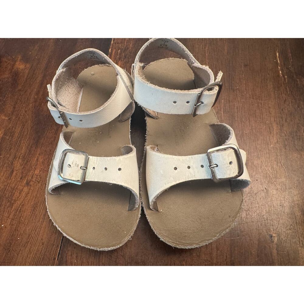 Hoyway saltwater white sandals little kids size 7 see description